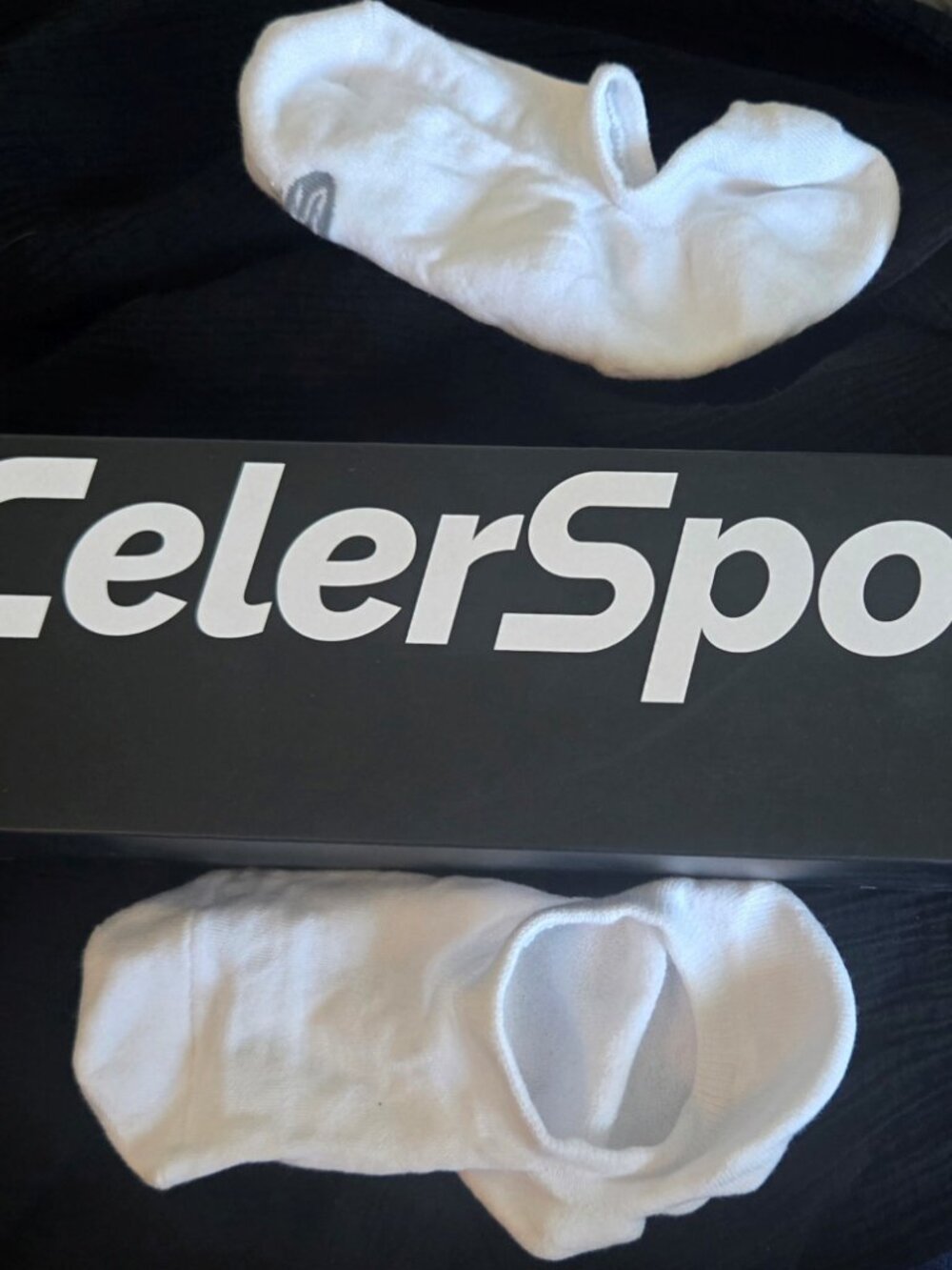 CELERSPORT "No Show" White Socks for Men EIGHT Pairs NWOT/SIZE L 11-13